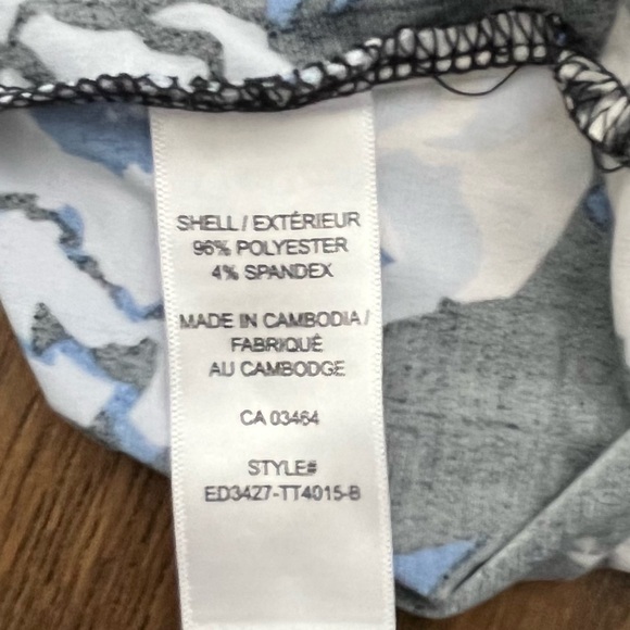 Ricki’s Sleeveless Floral Top Medium - Picture 8 of 8